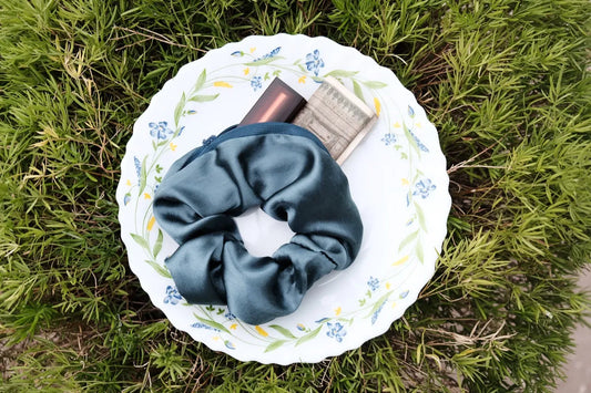 Yale Satin Wallet Scrunchies