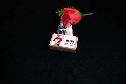 Hug day Matchbox with Card