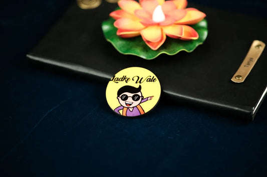 Brooch Ladke Wale