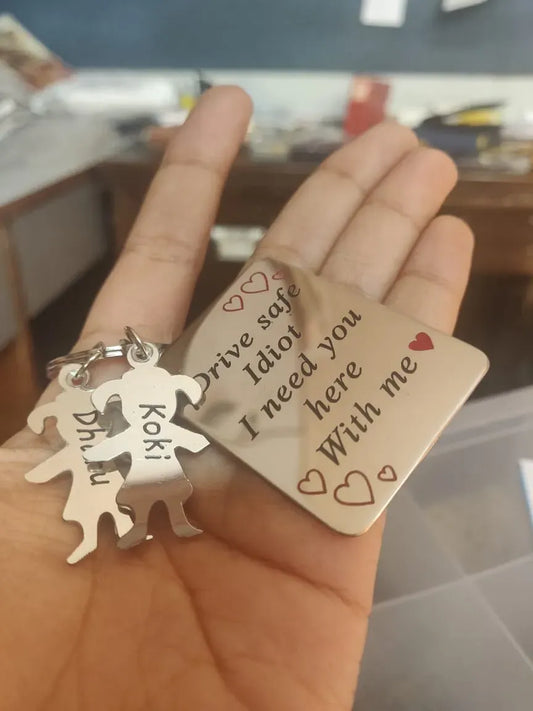 COUPLE KEYCHAIN ENGRAVING