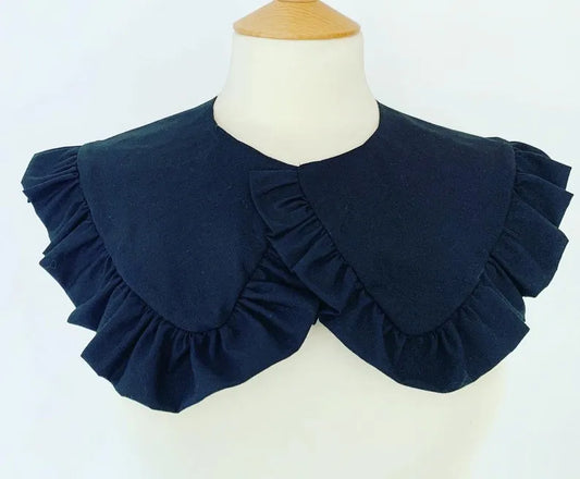 Black Detachable Frill Collar