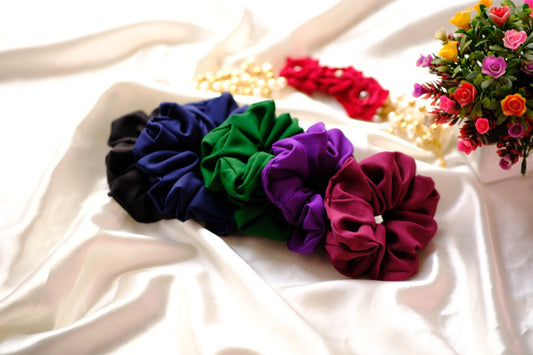 Wisteria Crepe Scrunchies Combo