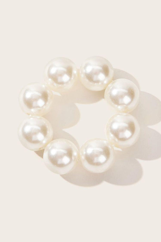 Big Pearl Scrunchie