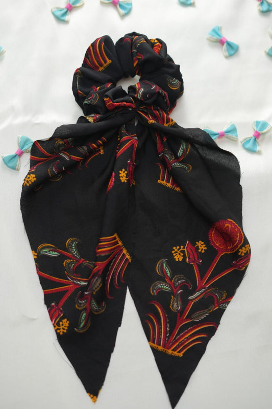 Bleeding Heart print tail scrunchie