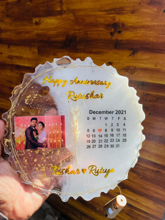 Happy Anniversary Couple Resin Frame