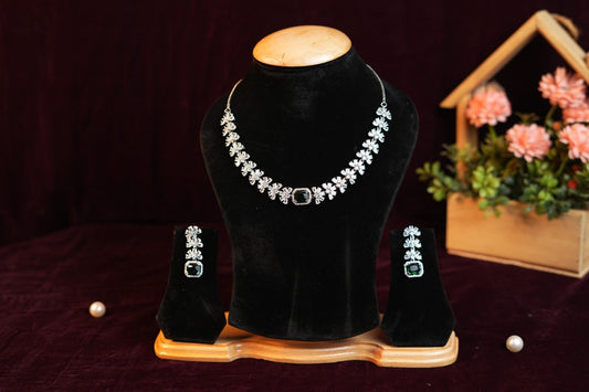 Green Pearls Fashionable Pearls Choker Necklace Set