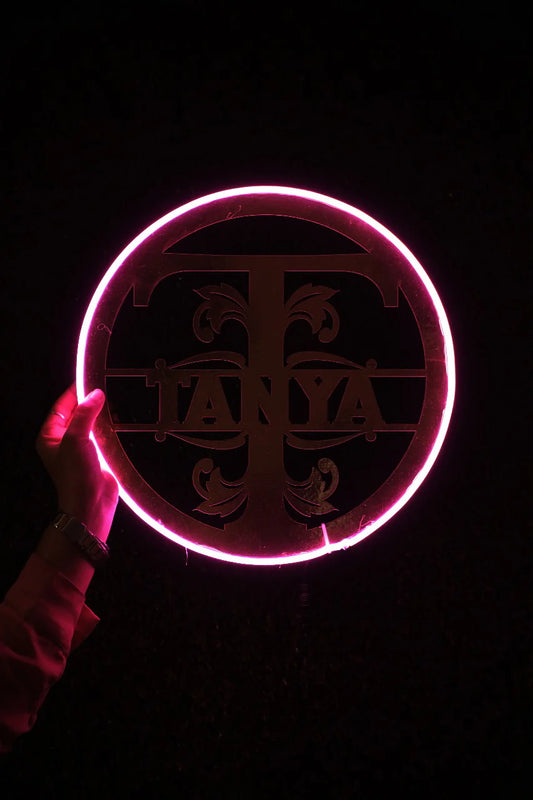 Name Twin Light neon