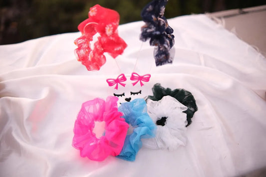 Chambery Scrunchies Combo And Stand