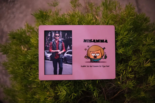 Nikamma Table Top