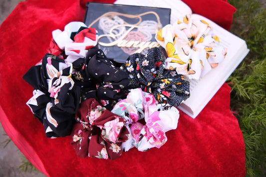 Nancy Scrunchies Combo
