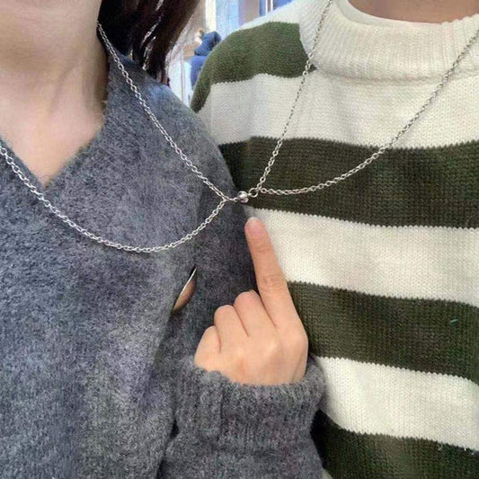 Magnetic Couples Necklaces