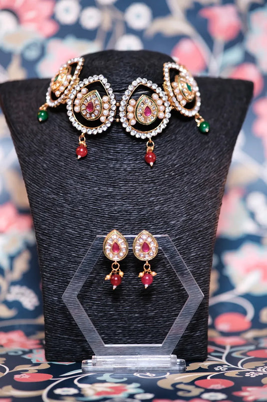 Choker Set 63