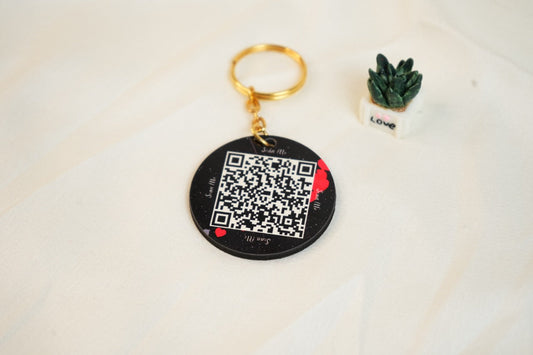 Customised QR Message golden Keychain 114