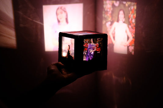 Wireless Mini Shadow Photo Box