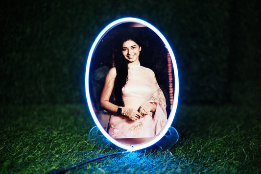 Oval Neon Photo Lamp