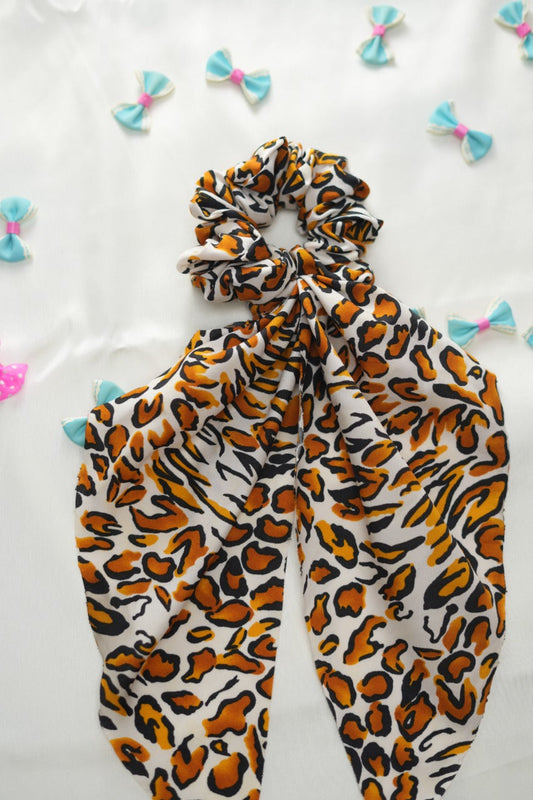 Tiger tail scrunchie