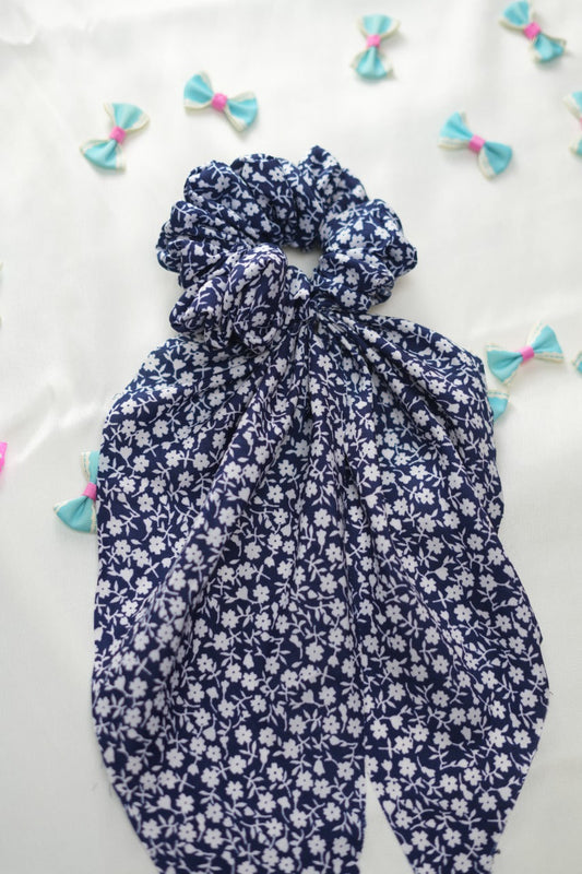 Blue Gypsophila tail scrunchie
