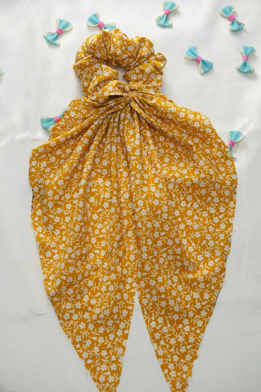 Yellow Gypsophila tail scrunchie