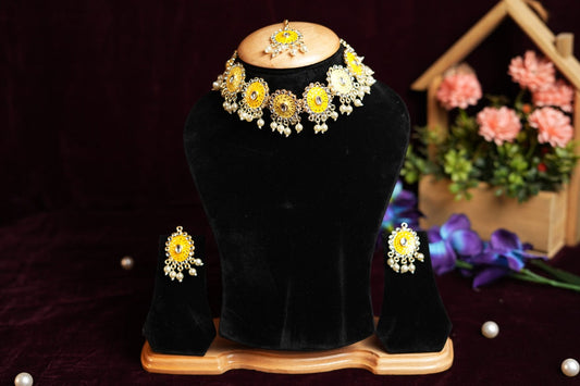 Yellow Meenakari Kundan and Pearl Necklace