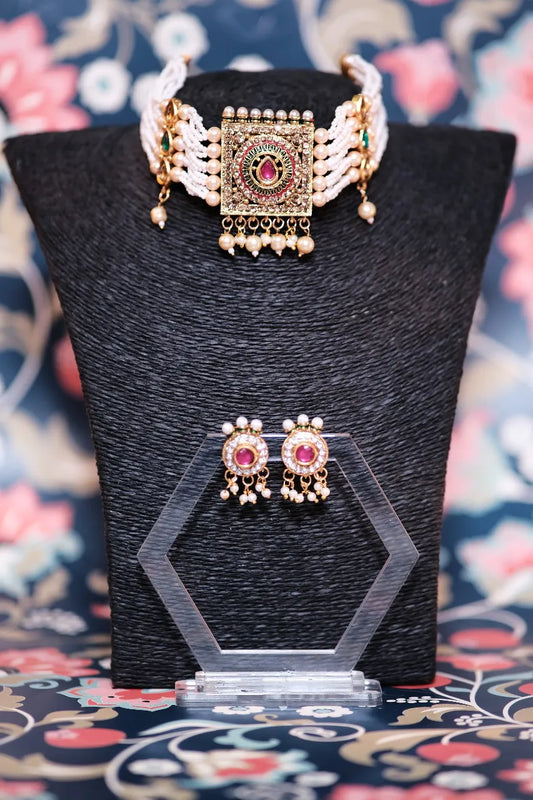 Choker Set 67