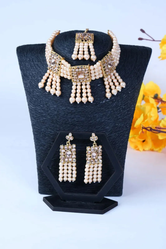 Choker Set 17
