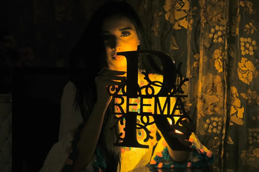 Royal monogram lamp