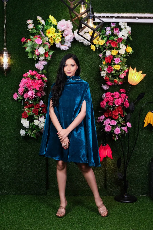 Peacock Glam cape HML
