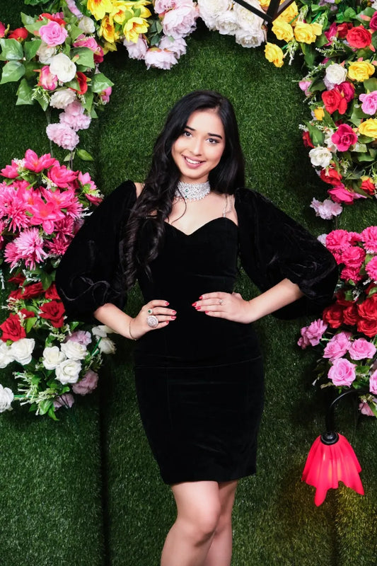 Detachable Black Velvet Sleeve
