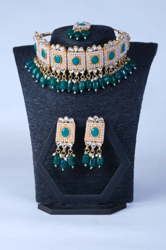 Choker Set 28