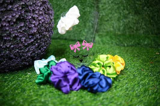 Scrunchies Glass Stand