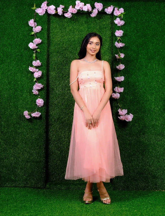 Sujgai Gown With Shrug