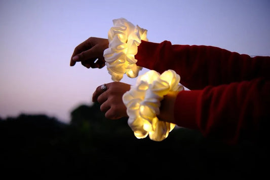 Set of two glow Scrunchie