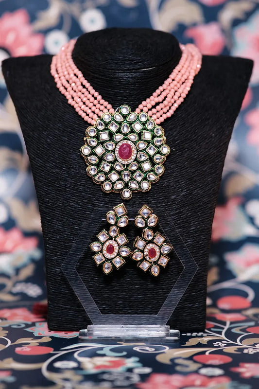 Choker Set 77